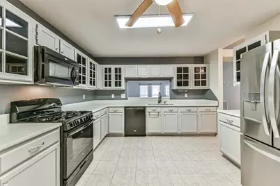 3327 S Country Meadows Lane, Pearland, TX 77584 - Photo 8