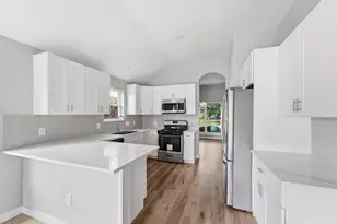 25414 Barmby Dr, Tomball, TX 77375 - Photo 4