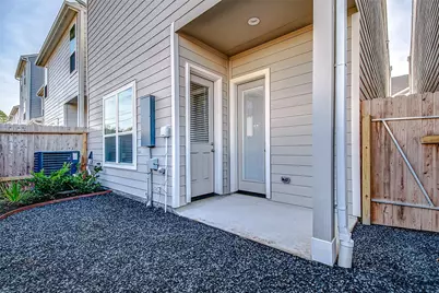 11014 Crescent Light Way, Houston, TX 77043 - Photo 10
