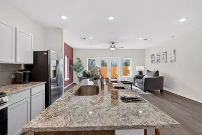 9128 Highland Northern Way, Houston, TX 77088 - Photo 8