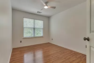 59 W Gaslight Place, The Woodlands, TX 77382 - Photo 32