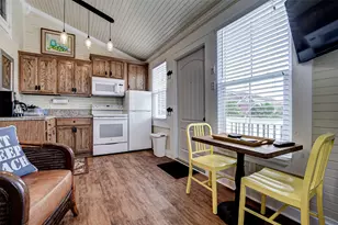 1820 Ave O 1/2, Galveston, TX 77550 - Photo 40