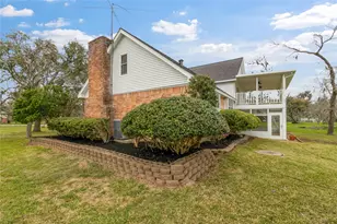 108 Woodland Rd, Lake Jackson, TX 77566 - Photo 38