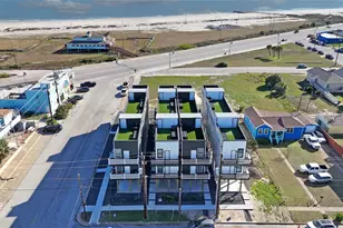 805 Avenue K, Galveston, TX 77550 - Photo 10