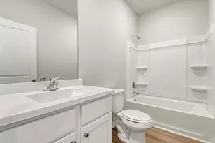 8025 Vanilla Orchid Dr, Houston, TX 77016 - Photo 8