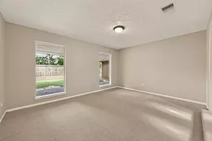 4215 Long Grove Dr, Seabrook, TX 77586 - Photo 4