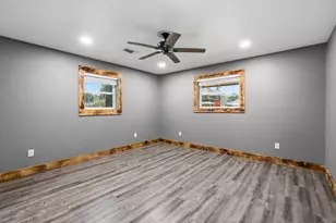 9739 Cherokee St, Baytown, TX 77521 - Photo 12
