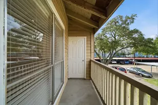 10211 Sugar Branch Dr, Houston, TX 77036 - Photo 10