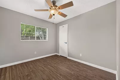 10814 Parkland Woods Drive, Sugar Land, TX 77498 - Photo 32