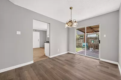 10814 Parkland Woods Drive, Sugar Land, TX 77498 - Photo 8