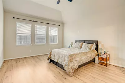 14230 Rim Side Trl, Houston, TX 77045 - Photo 12