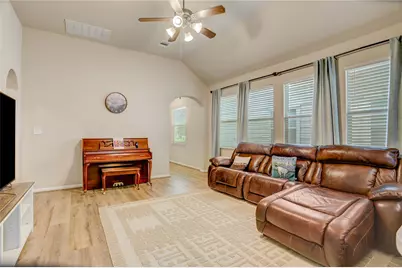 14230 Rim Side Trl, Houston, TX 77045 - Photo 6