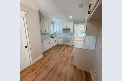 209 Calvert, Hearne, TX 77859 - Photo 2
