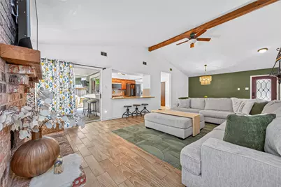 1 Still Glen Court, The Woodlands, TX 77381 - Photo 14