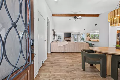 1 Still Glen Court, The Woodlands, TX 77381 - Photo 6