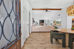 1 Still Glen Ct, The Woodlands, TX 77381 - Photo 6