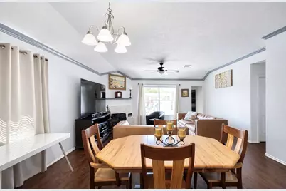 418 Sun River Lane, Dickinson, TX 77539 - Photo 6