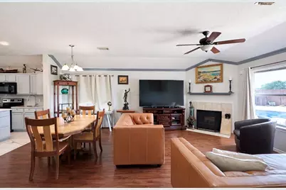 418 Sun River Lane, Dickinson, TX 77539 - Photo 8