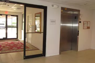6611 W Sam Houston Pkwy S, Houston, TX 77072 - Photo 2