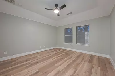 2 Garden Lodge Place, The Woodlands, TX 77382 - Photo 34
