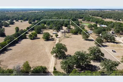 2502 Pettit Lane, Schulenburg, TX 78956 - Photo 1