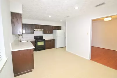 16803 Ribbonridge Drive, Sugar Land, TX 77498 - Photo 6