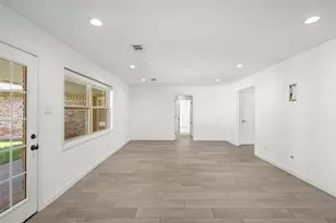 5834 Braesheather Dr, Houston, TX 77096 - Photo 14