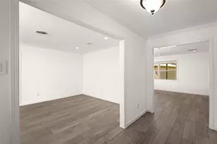 5834 Braesheather Dr, Houston, TX 77096 - Photo 4