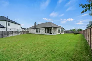 10319 Bison Dr, Rosharon, TX 77583 - Photo 2