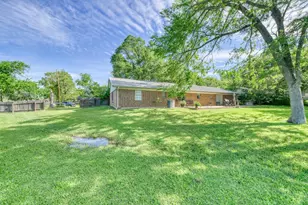 309 Heath Ave, Madisonville, TX 77864 - Photo 26