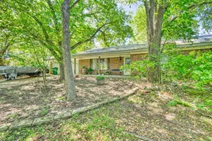 309 Heath Ave, Madisonville, TX 77864 - Photo 4