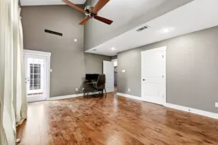 10507 Normont Dr, Houston, TX 77070 - Photo 18