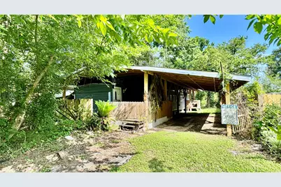405 E Waring Street, Dayton, TX 77535 - Photo 1