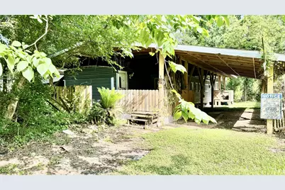 405 E Waring Street, Dayton, TX 77535 - Photo 16