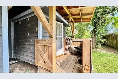 405 E Waring Street, Dayton, TX 77535 - Photo 20