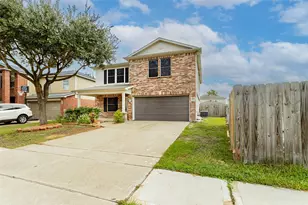 2830 Katy Briar Ln, Katy, TX 77449 - Photo 2