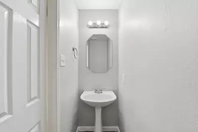 5921 Santa Fe Circle, Dickinson, TX 77539 - Photo 18