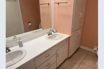 5738 Newport Street, Houston, TX 77023 - Photo 12