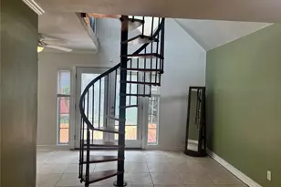 5738 Newport St, Houston, TX 77023 - Photo 10