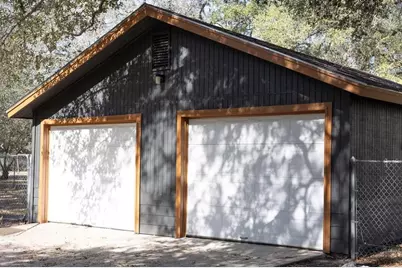 188 Cavalry Rd, Victoria, TX 77905 - Photo 6