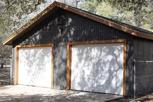 188 Cavalry Rd, Victoria, TX 77905 - Photo 6