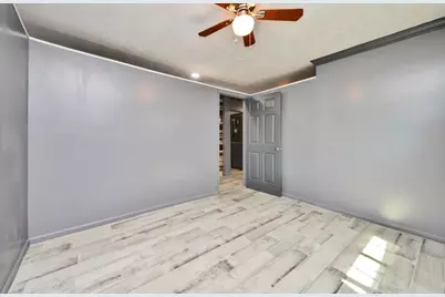 5622 W Montgomery Road, Houston, TX 77091 - Photo 4