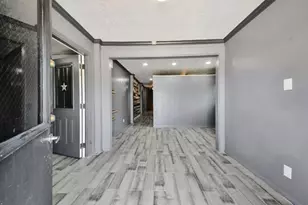 5622 W Montgomery Rd, Houston, TX 77091 - Photo 10