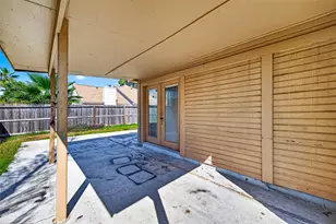 3258 Meadway Dr, Houston, TX 77082 - Photo 40