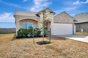 909 Davy St, Brenham, TX 77833 - Photo 1