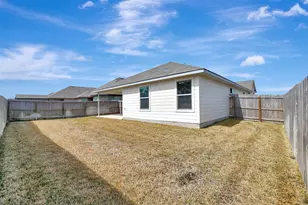 909 Davy St, Brenham, TX 77833 - Photo 32
