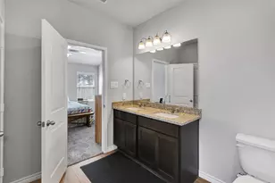 909 Davy St, Brenham, TX 77833 - Photo 24