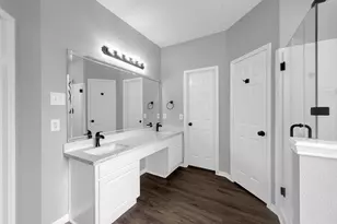 2103 Winding Hollow Ct, Conroe, TX 77385 - Photo 24