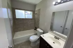 3018 Rockrill Dr, Houston, TX 77045 - Photo 10