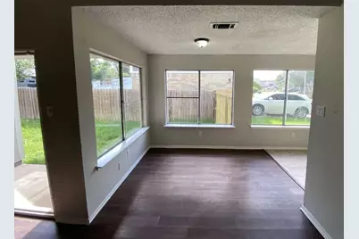 3018 Rockrill Drive, Houston, TX 77045 - Photo 4